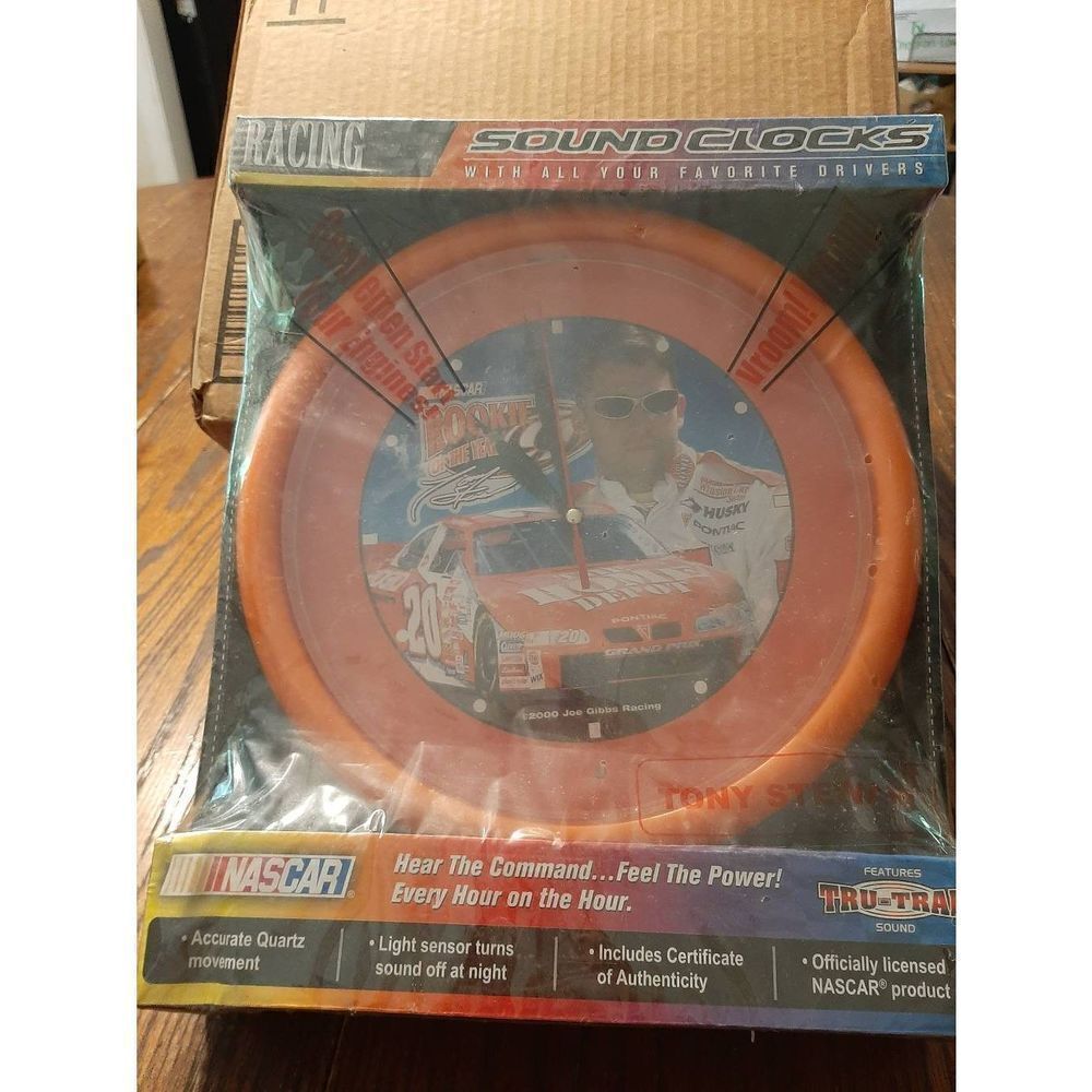 Vintage Nascar #20 Tony Stewert Home Depot Rookie of the Year Racing Sound Clock